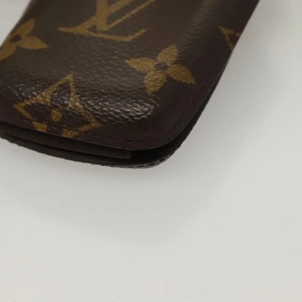 LOUIS VUITTON Monogram Etui Telephone International Cell